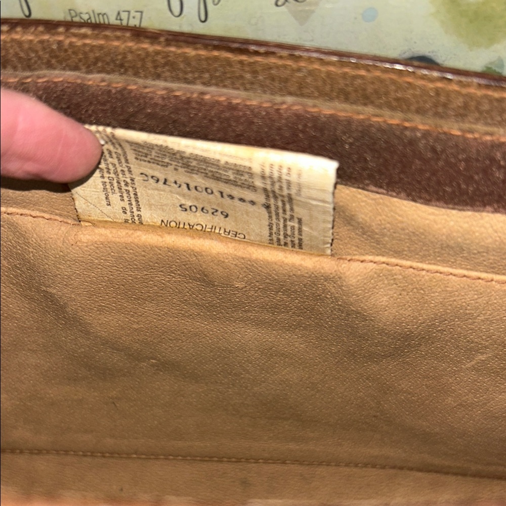 Gucci Beige and Brown Monogram Clutch - Picture 13 of 16
